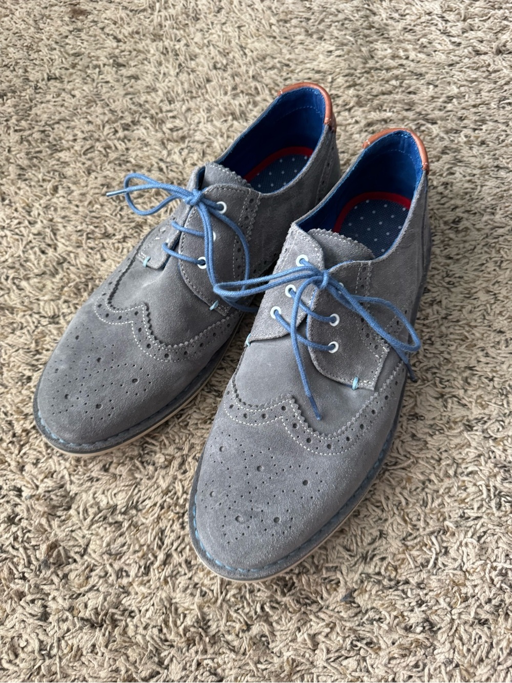 Ted Baker London Men’s Gray Suede Wingtip Oxfords with Blue Laces - size 10.5